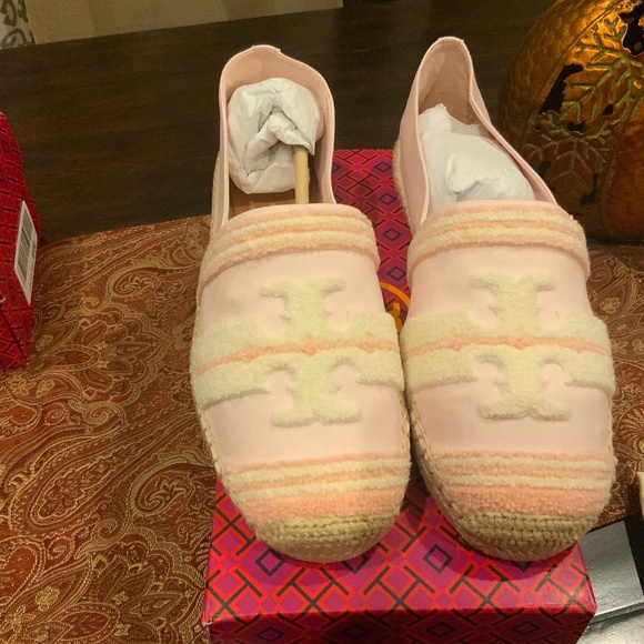Tory Burch double t canvas espadrille in pink tulle, BNIB,MSRP$198, HTF